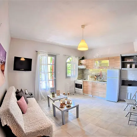 Aciano Apartment *